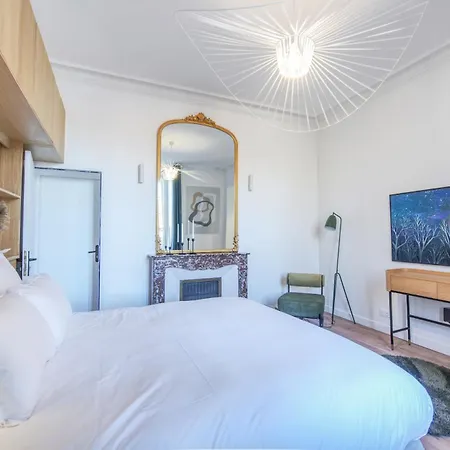 Appartement Victor Hugo By Odomo Avignon